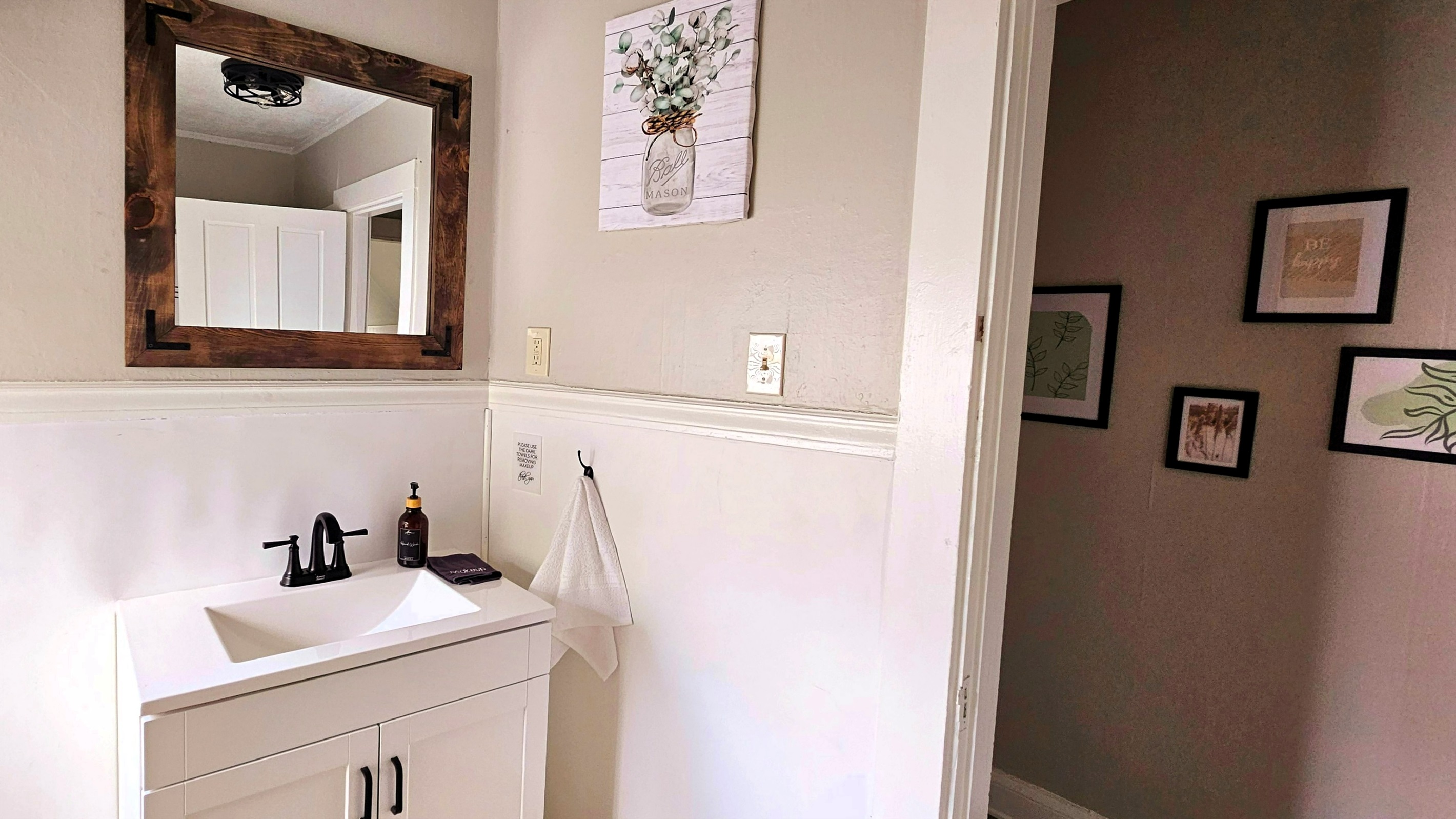 Shampoo, Conditioner, and Body Wash Included