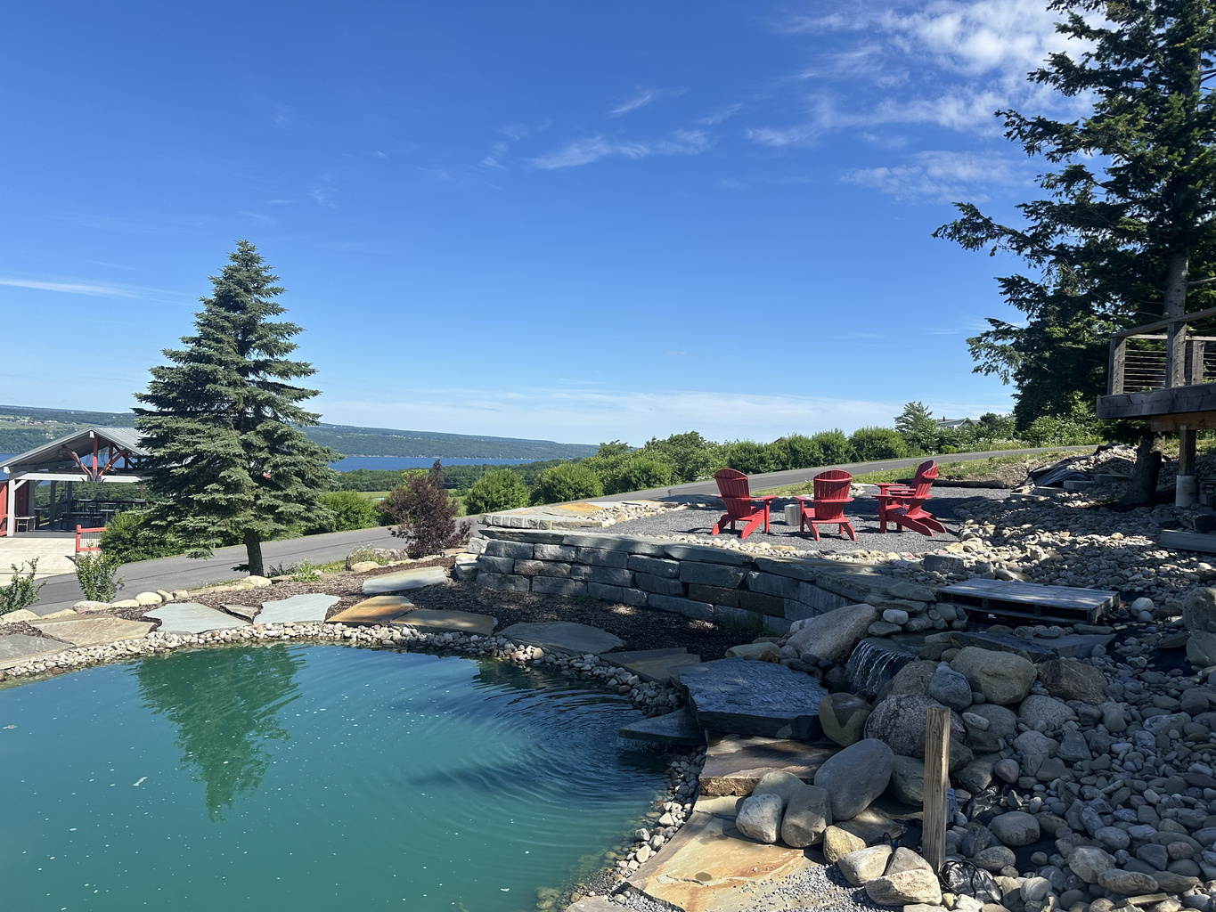 Pond w/ waterfall feature 