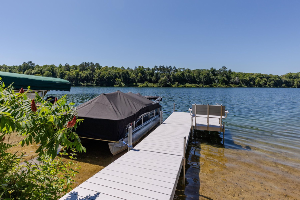 Dock with Pontoon for Rent