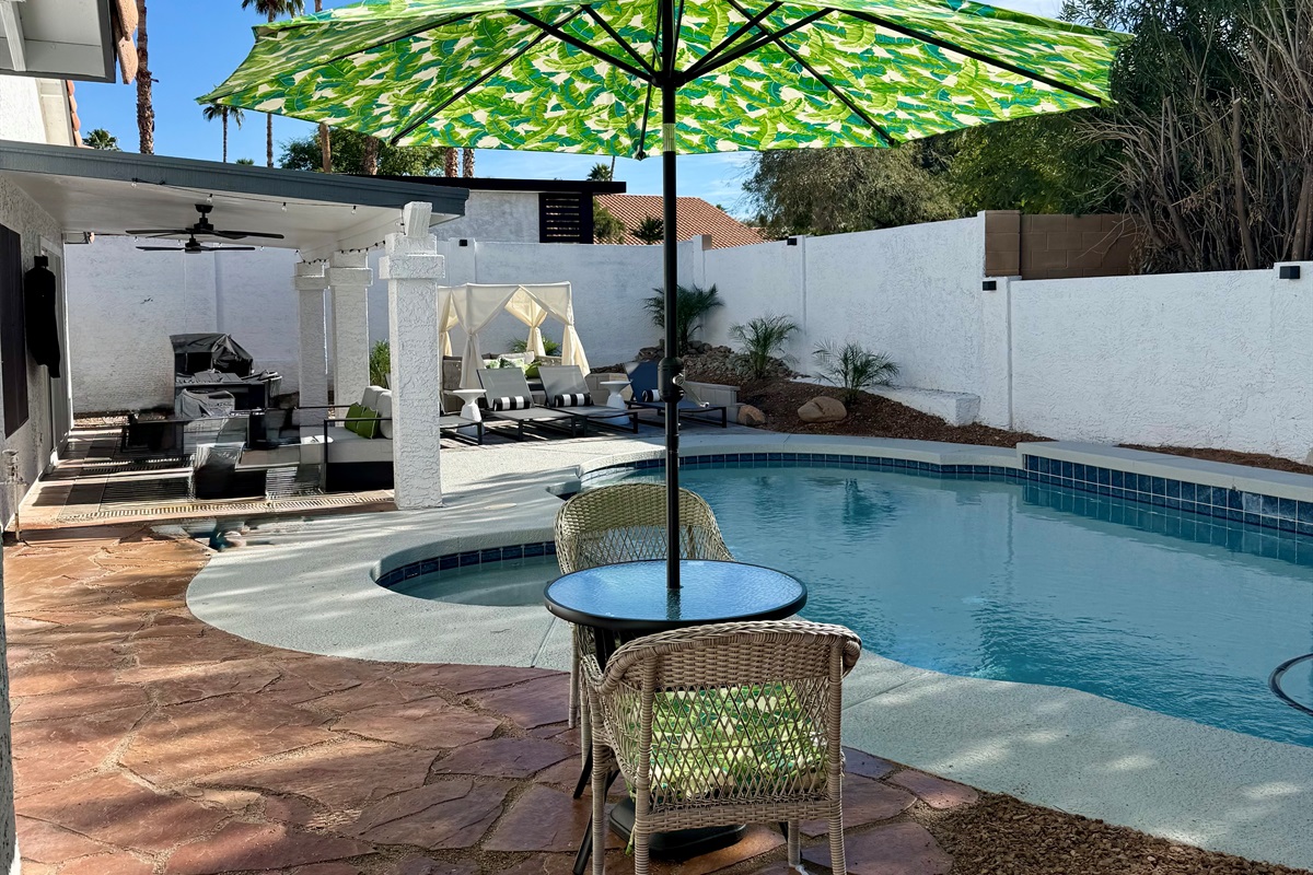 Built-In Hot Tub/Spa