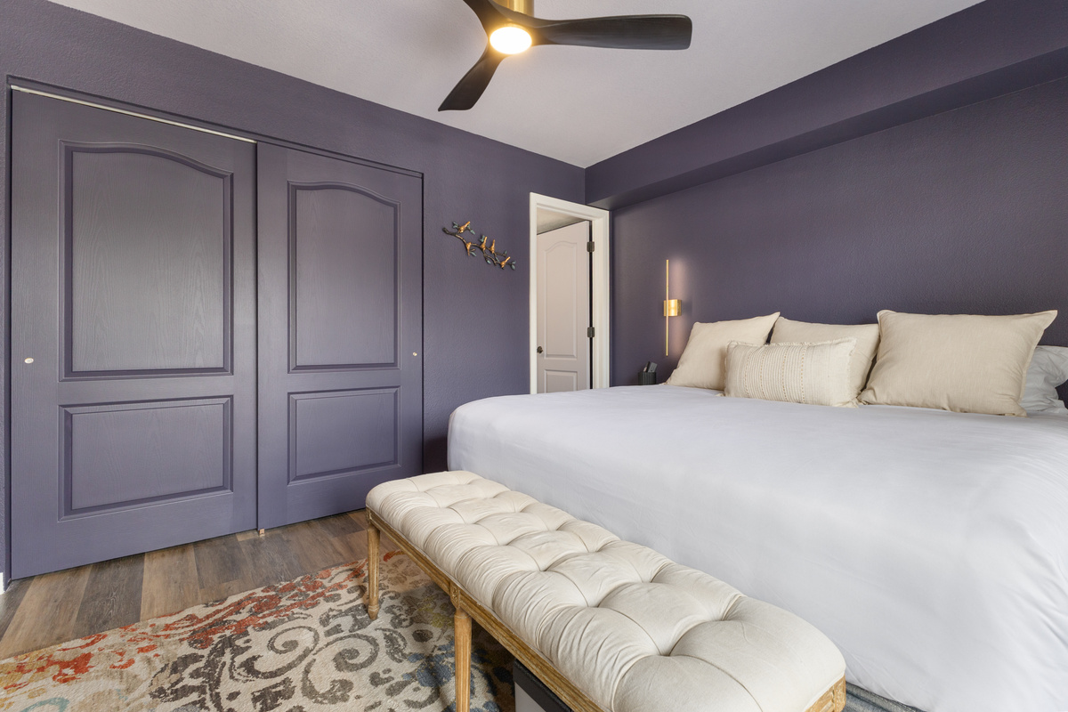 Primary Bedroom | Kingsize Bed | Deck off | Large Smart TV