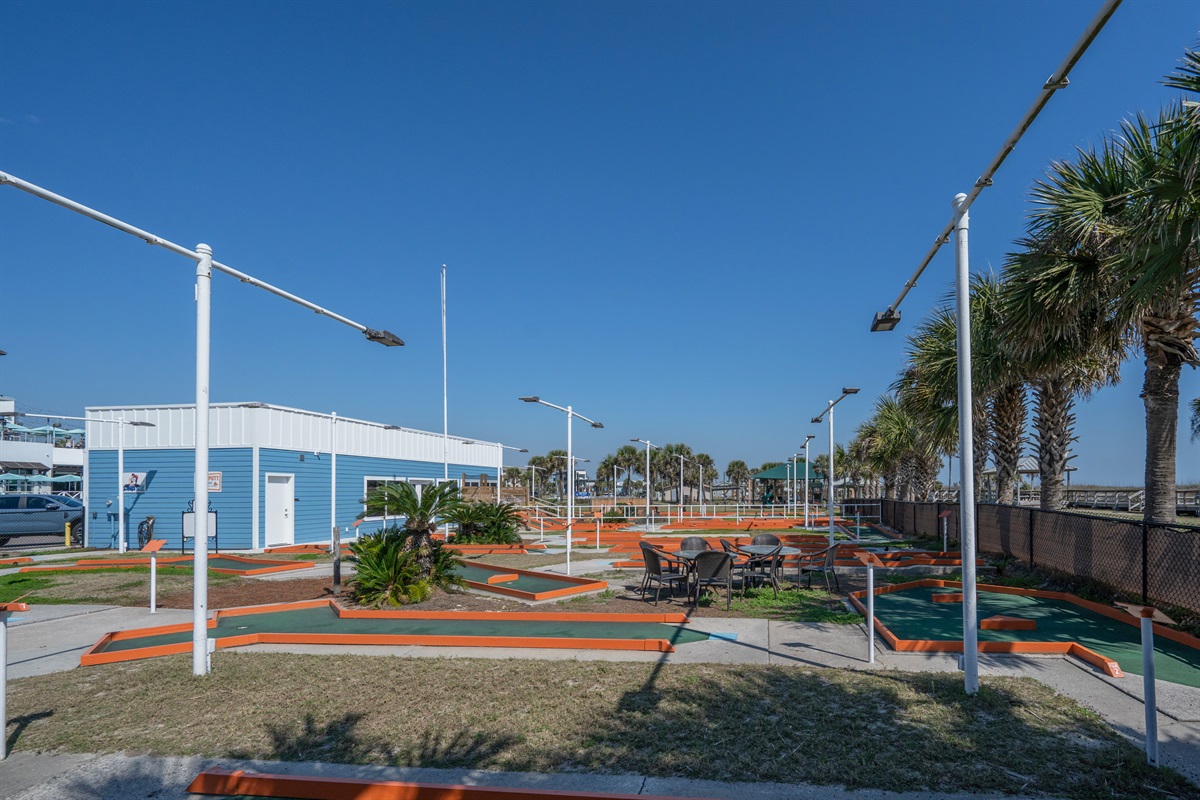 HAR TRU TENNIS COURTS