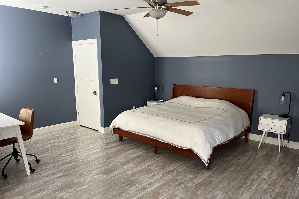 Family suite King bed