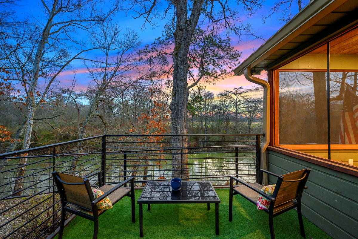 The photos were taken in the winter. There will be much more green in the summer and spring.