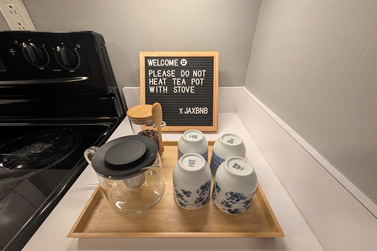 Full kitchen with everything you could need