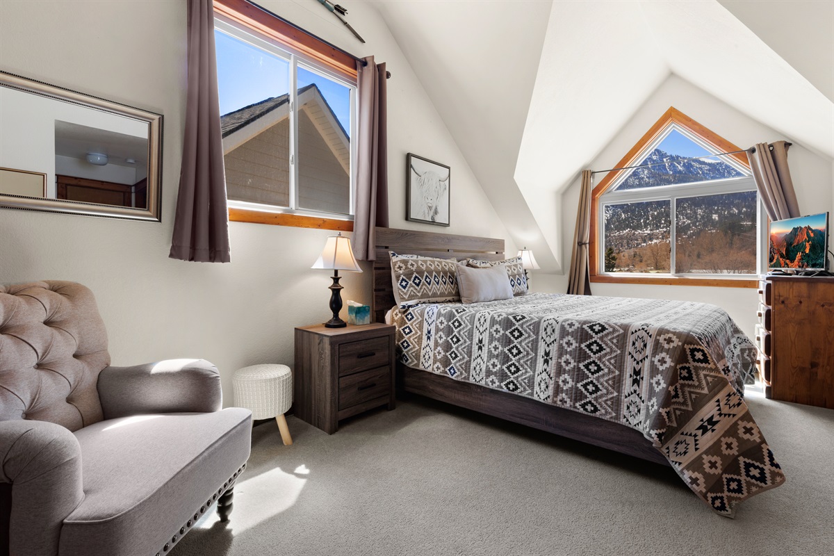 4th Floor Master Bedroom