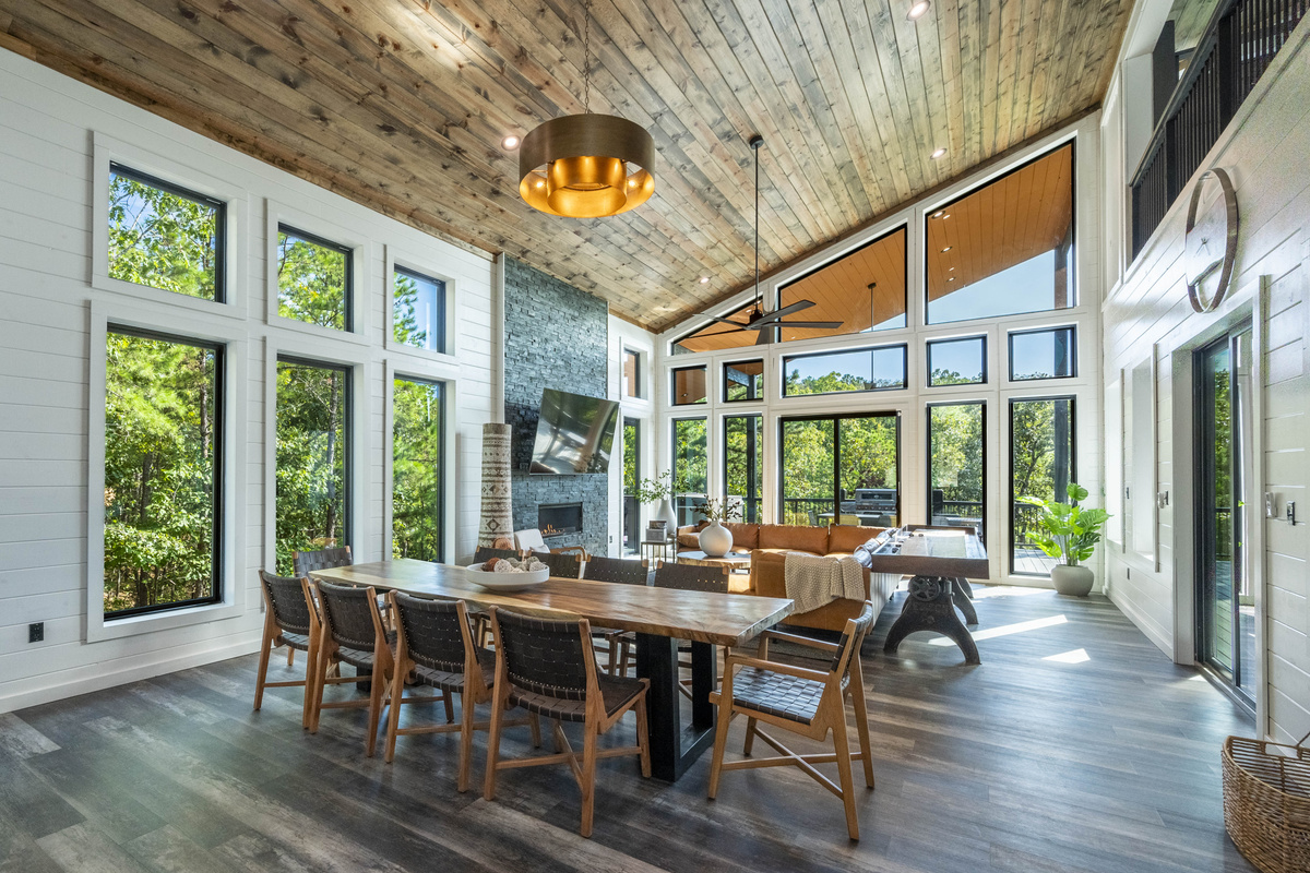  Come together around the dining table for delicious meals and joyful laughter