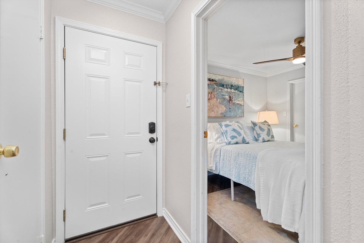 723e71f293ed4fdb9a09359fbf29c76d Large | Beachhouse | Texas | TX | Vacation Homes | Galveston | Crystal Beach | Kokomo | Breezy Days | Beachfront Elegance | Sunrise Serenity | Southern Sands Property Management, LLC