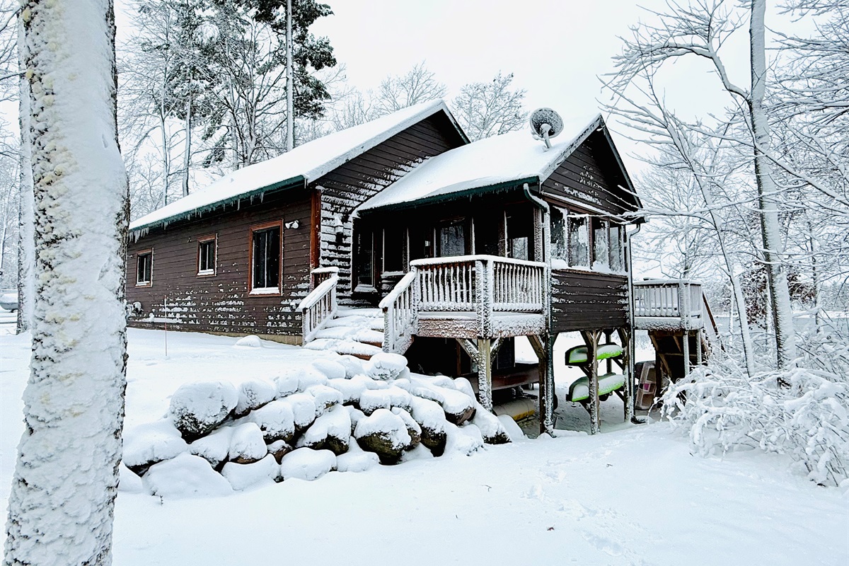 Welcome to Cattail Cabin!