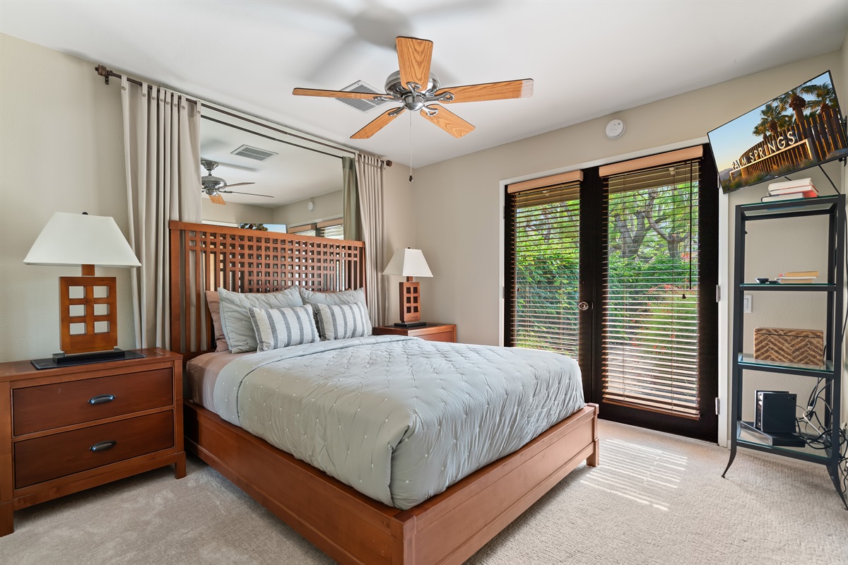 queen guest room