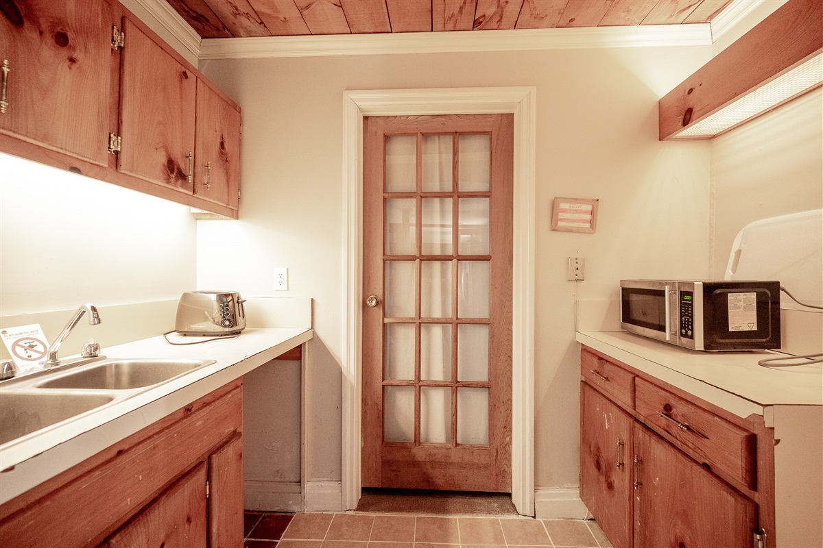 Kitchenette