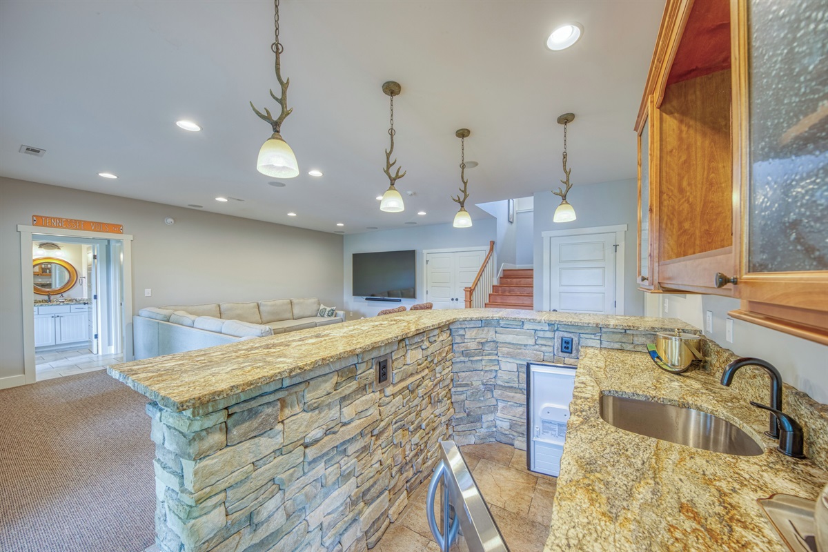 Fully Equipped Bar With Sink, Refrigerator, etc.