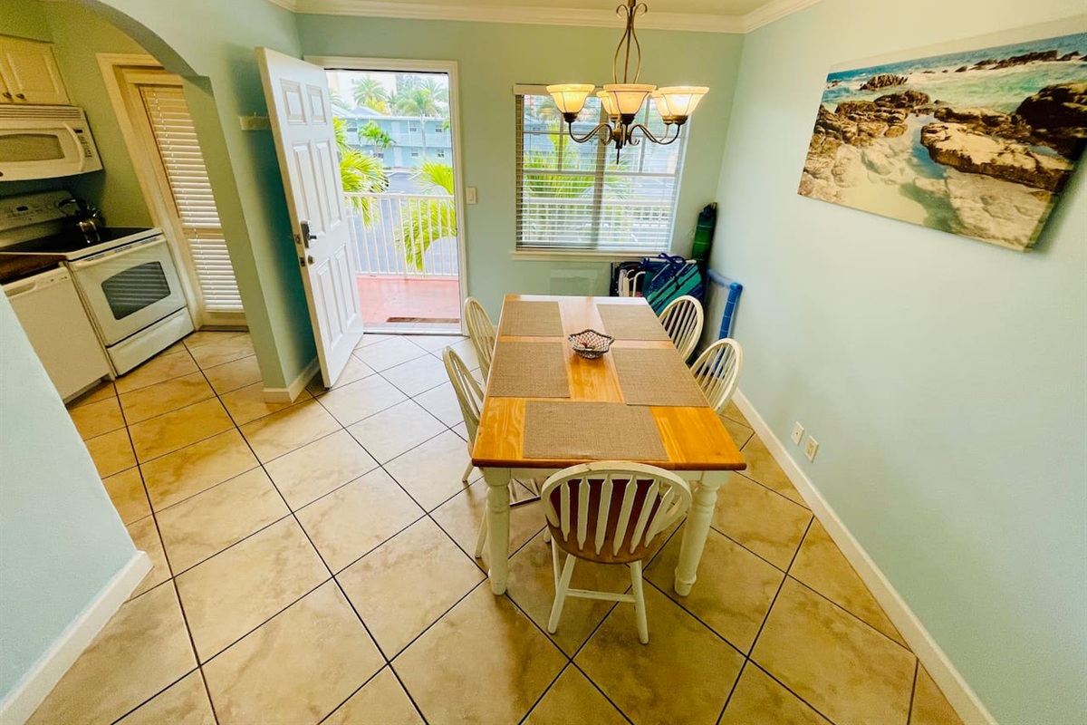 Entrance, Dining & Kitchen