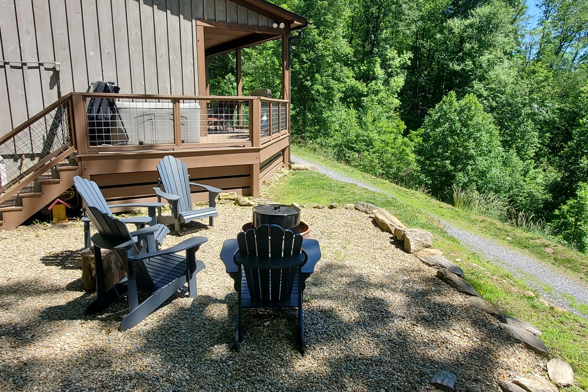 Firepit area with twinkle lights