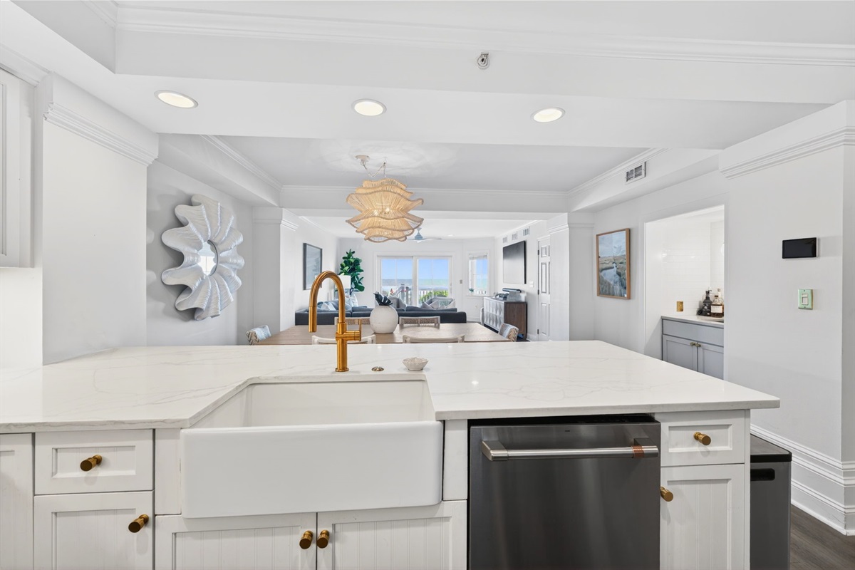 Kitchen | 1006 Ocean Blvd, Isle of Palms, SC | 102 Dunescape | IOP Escapes