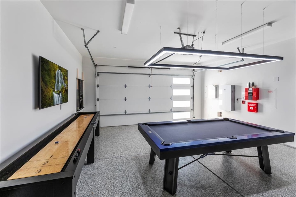 Pool Table-Shuffle and Pac Man