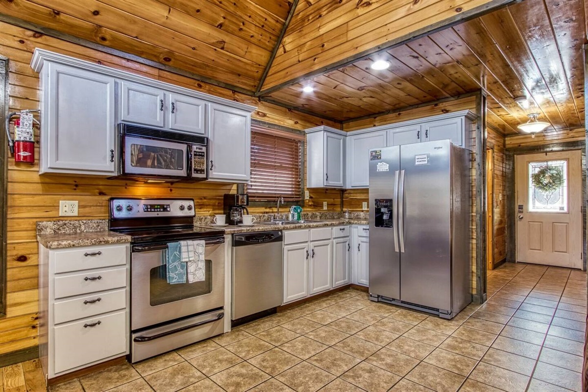 Fully Stocked kitchen
