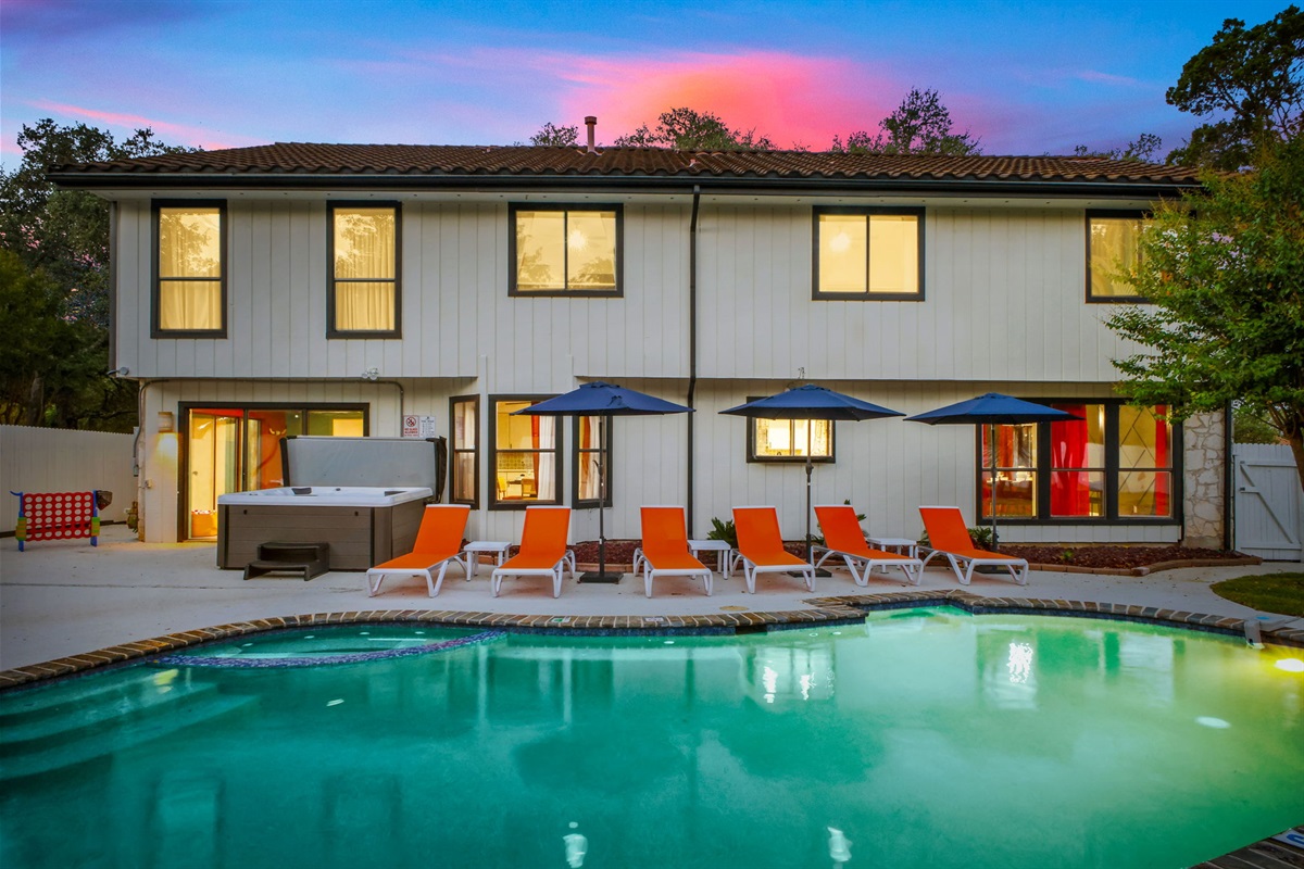 Sparkling Private Pool