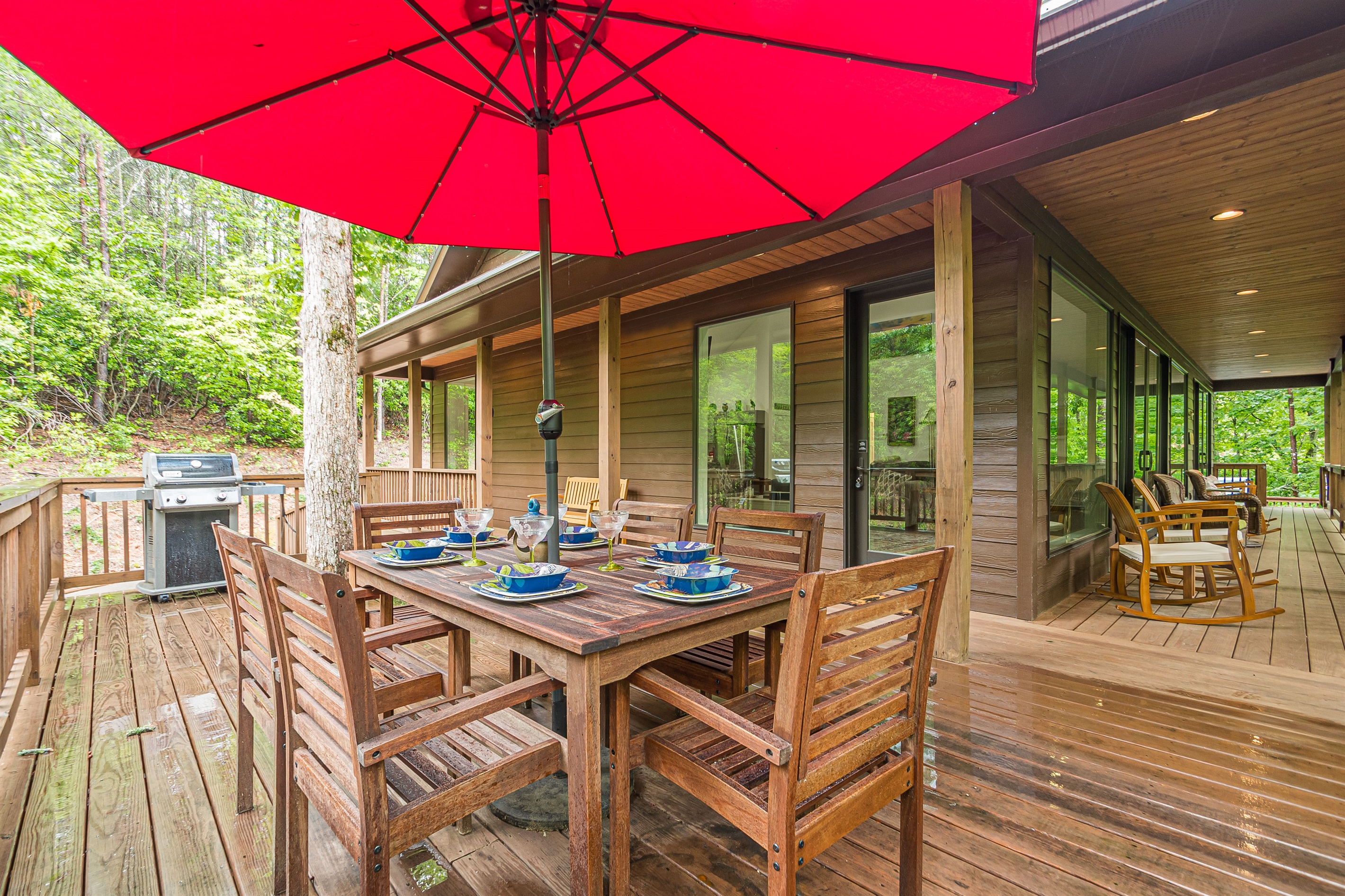 Bearadise Bungalow | Luxurious Canopy Retreat | Hot Tub | Fire Pit | Pool Table