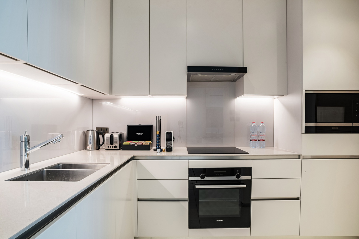 Fully equipped kitchen