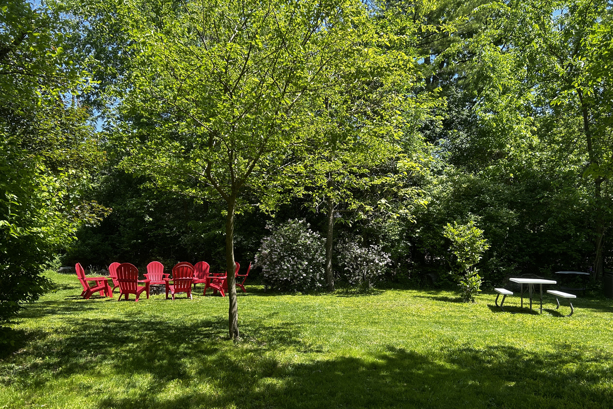 Area where you can play yard games: washers, corn hole, Spikeball, ring toss and more.