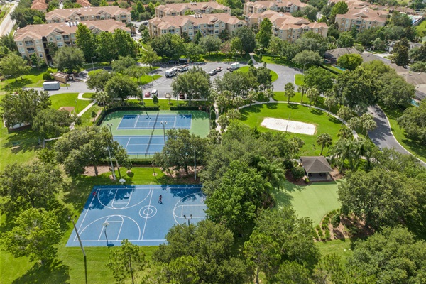 Windsor Hills amenities : Beach Volley and Tennis and Basket ball