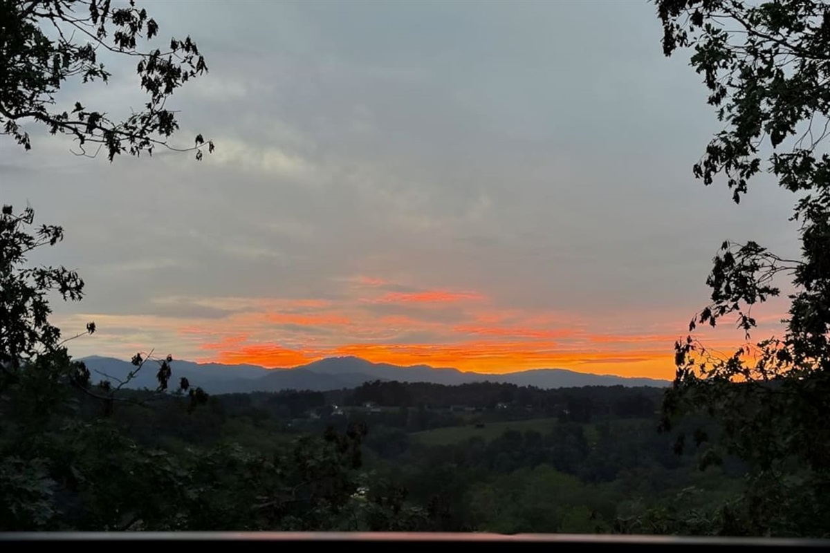 Sweeping mountain views and open farmland set the tone for the after-hours estate taking shape at the Summit.Opening March 2026.