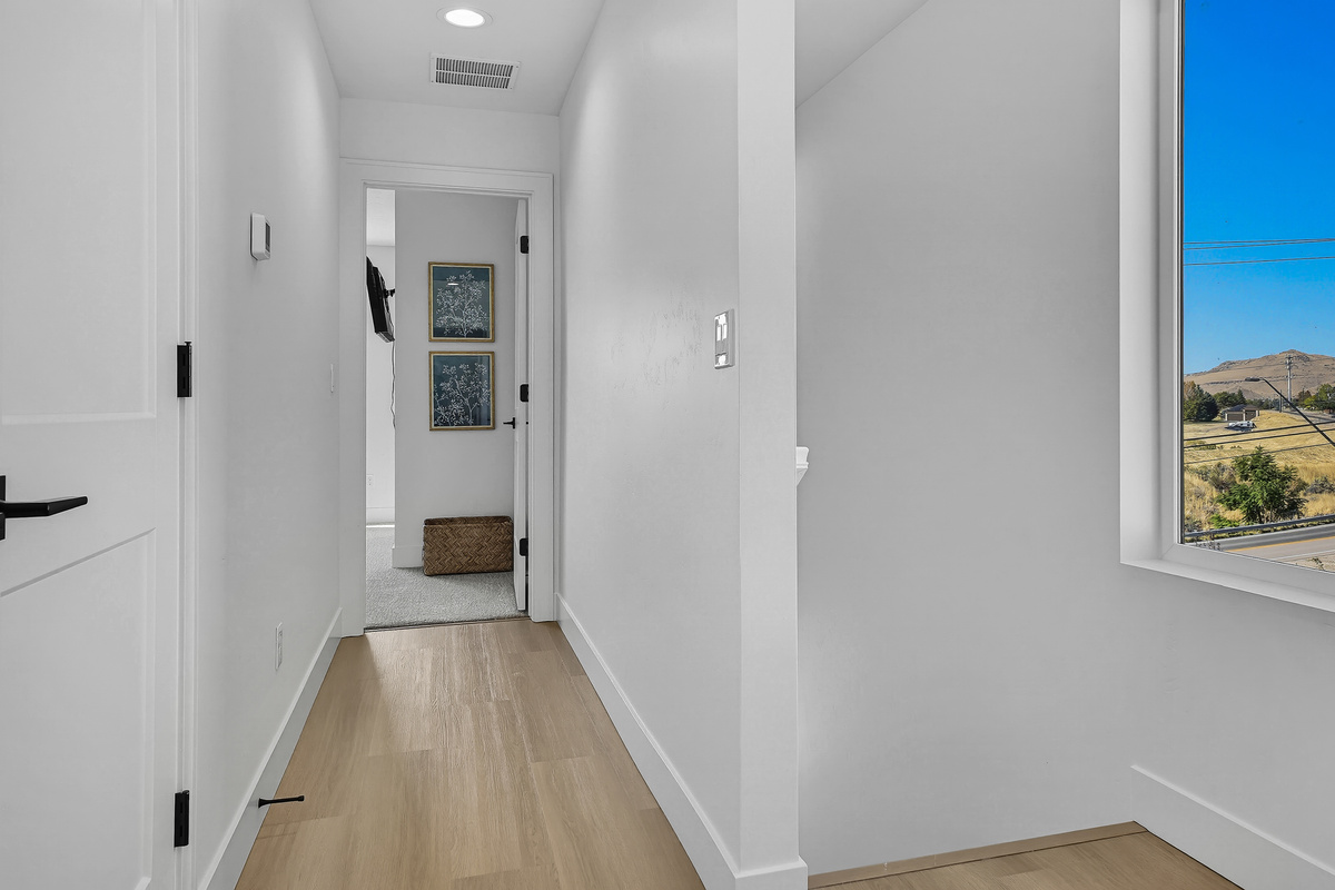 3rd floor hallway