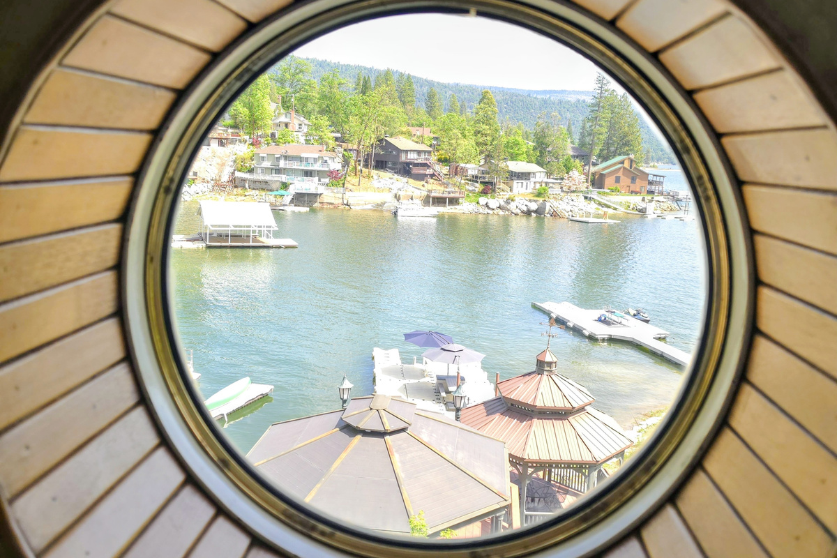 3rd bedroom port hole