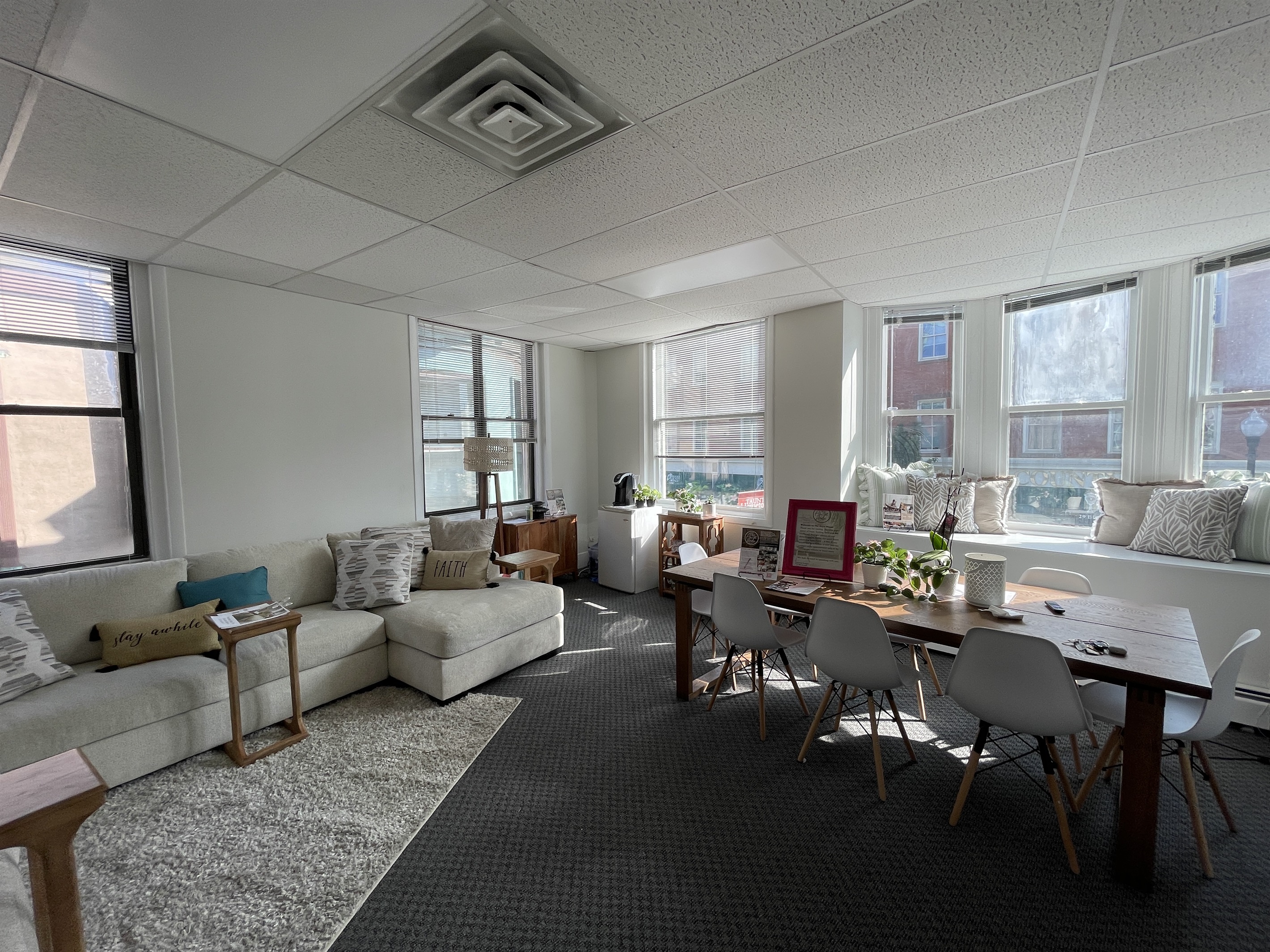 Common Room (Wellness Suite)