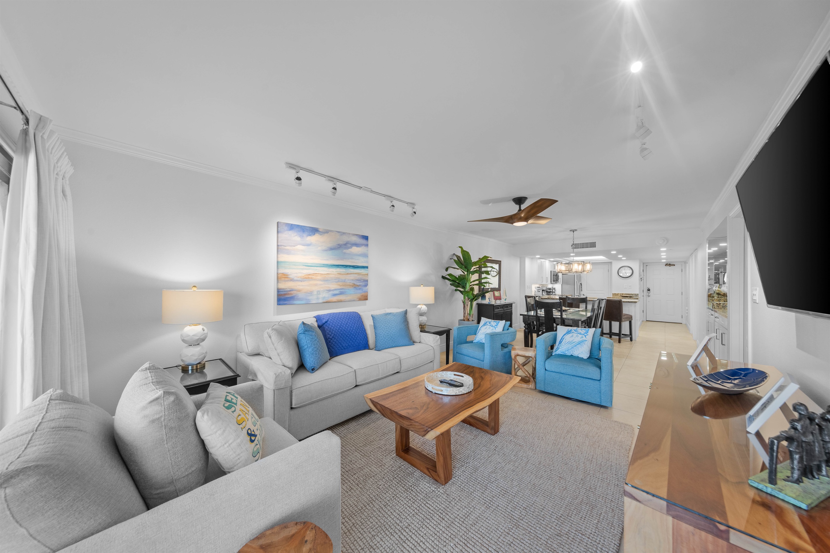 First Class at OVT 406 Beach Front 3