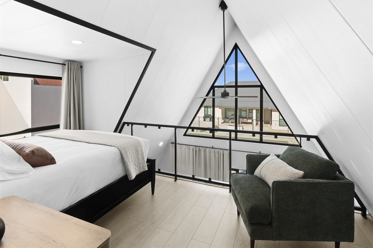 Loft Queen Room