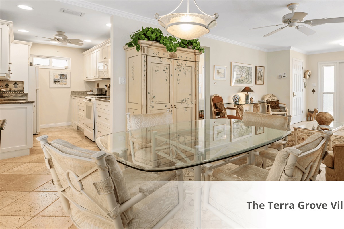 Dining Table off of Living & Kitchen