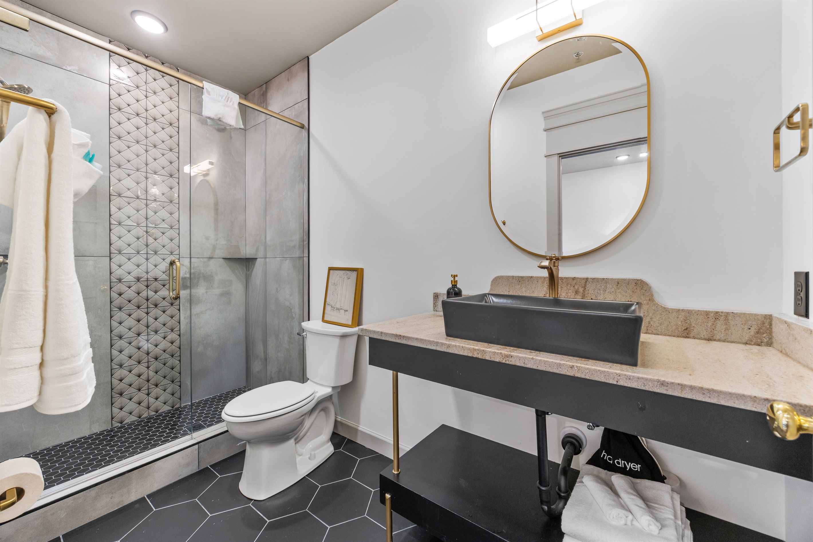 Ensuite