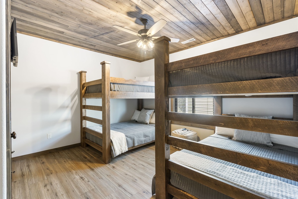 Upper level bunk room #2