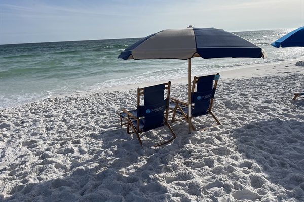 Beach Chairs (March 2024)