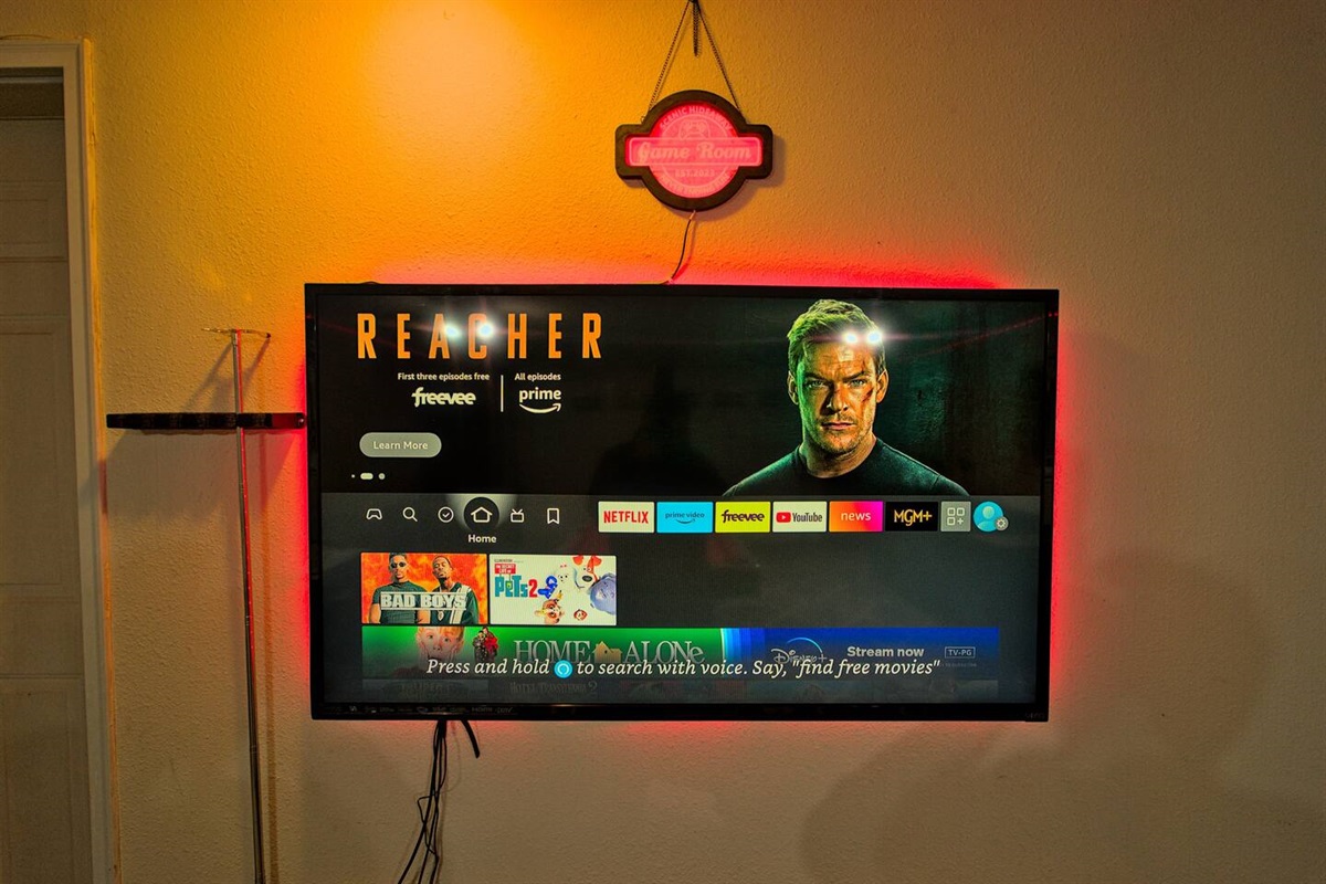 The Gameroom is equipped with a 65" TV complemented by smart LED backlights and a Samsung soundbar, providing a fulsome experience.