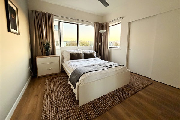 Second bedroom with full bed