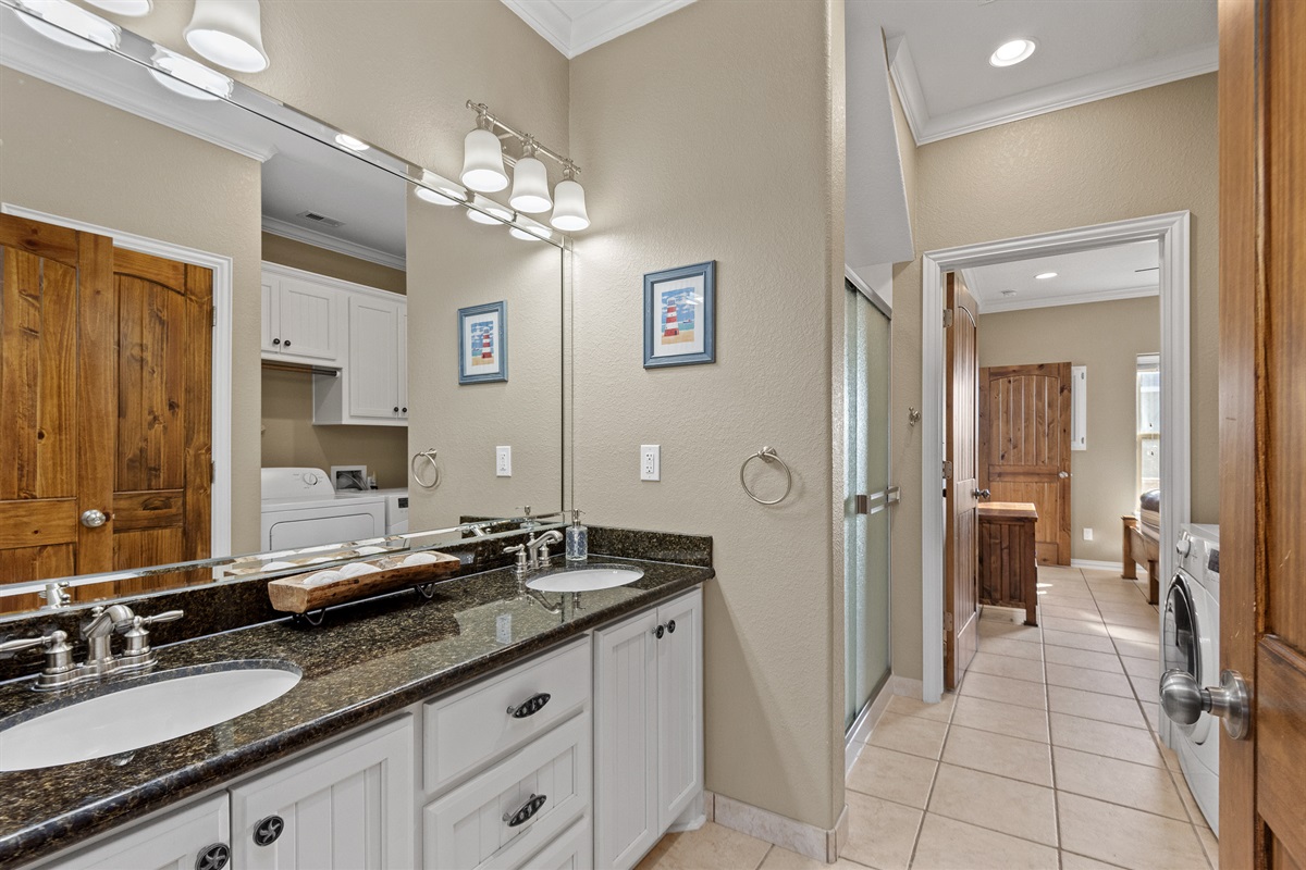 7393355941214227830e99c6d7452f26 Large | Beachhouse | Texas | TX | Vacation Homes | Galveston | Crystal Beach | Kokomo | Breezy Days | Beachfront Elegance | Sunrise Serenity | Southern Sands Property Management, LLC