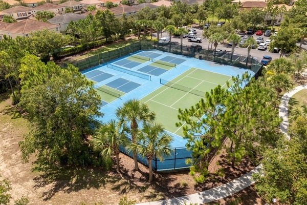Pickleball & Tennis