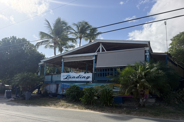 Located in Cane Bay, The Landing Beach Bar has island cocktails, local beer on tap, a fresh and diverse menu from American bar food to fresh seafood to vegetarian options! Family friendly. Incredible view!