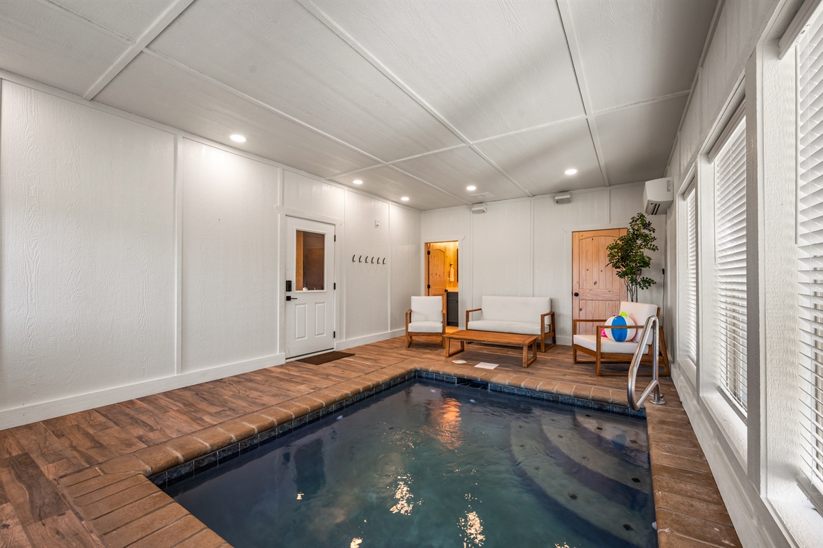 Private, heated pool!