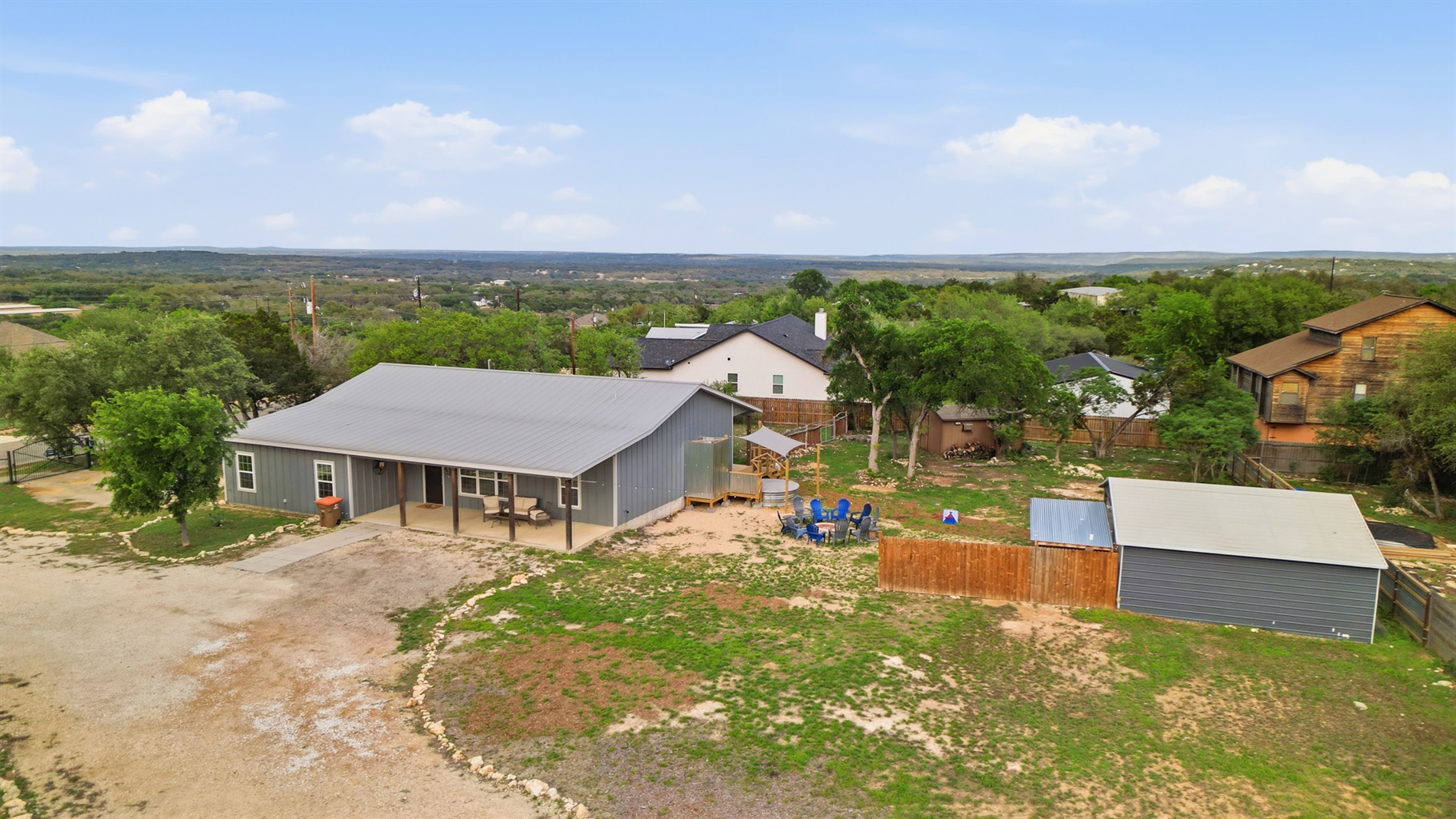Private 1-acre retreat in the Texas Hill Country — space to relax and reconnect