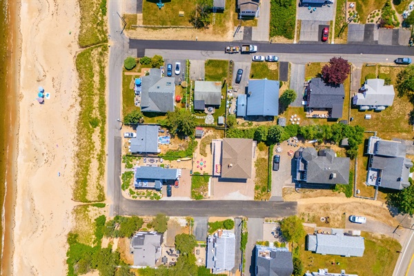 Welcome to a neighborhood filled with charm, friendly faces, and quiet streets!