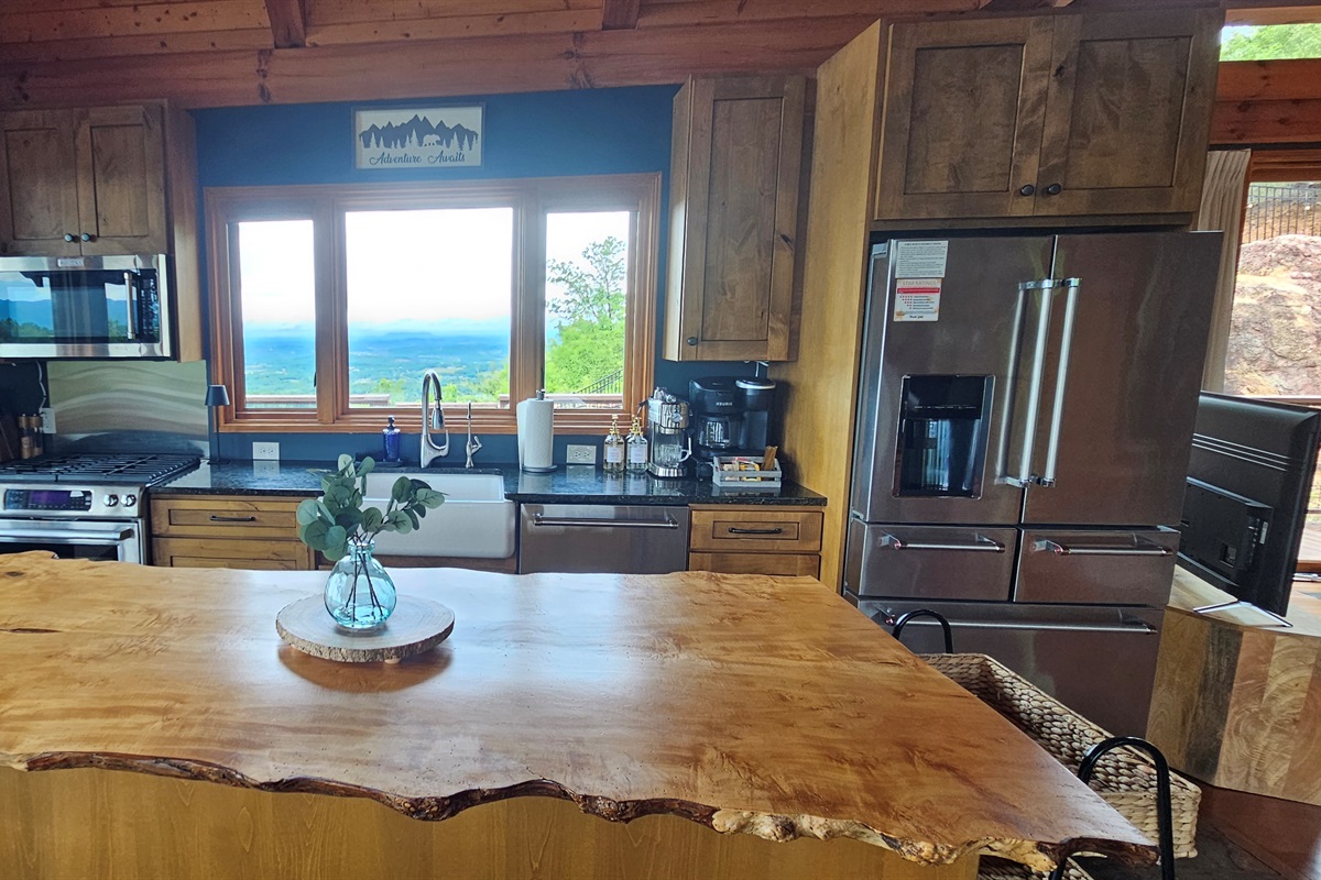 I actually don't mind washing dishes here either!