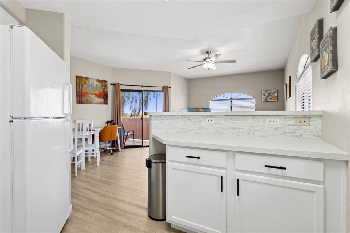 Desert Gem; 1BR Condo Near Stadium & Westgate — Desert Gem; 1BR Condo Near Stadium & Westgate, Phoenix, Arizona — photo 14