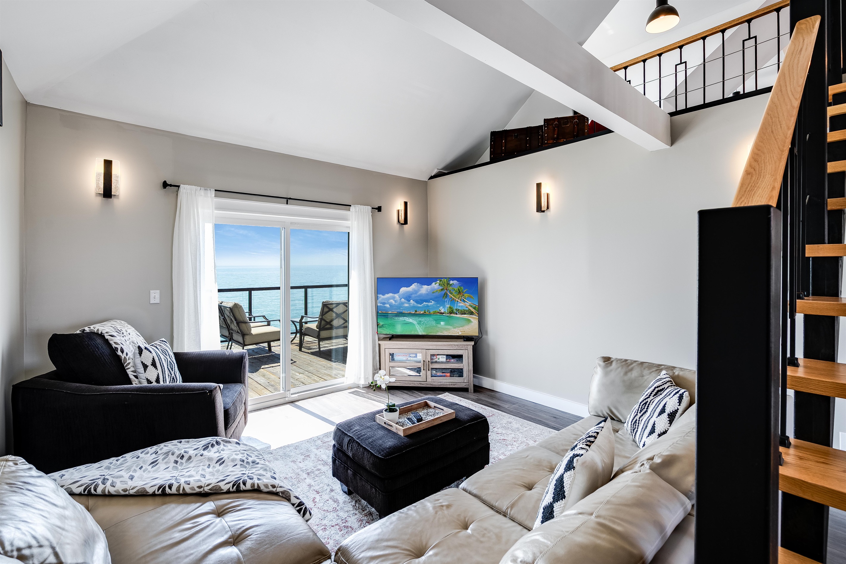 Clean lines and cozy textures in perfect harmony