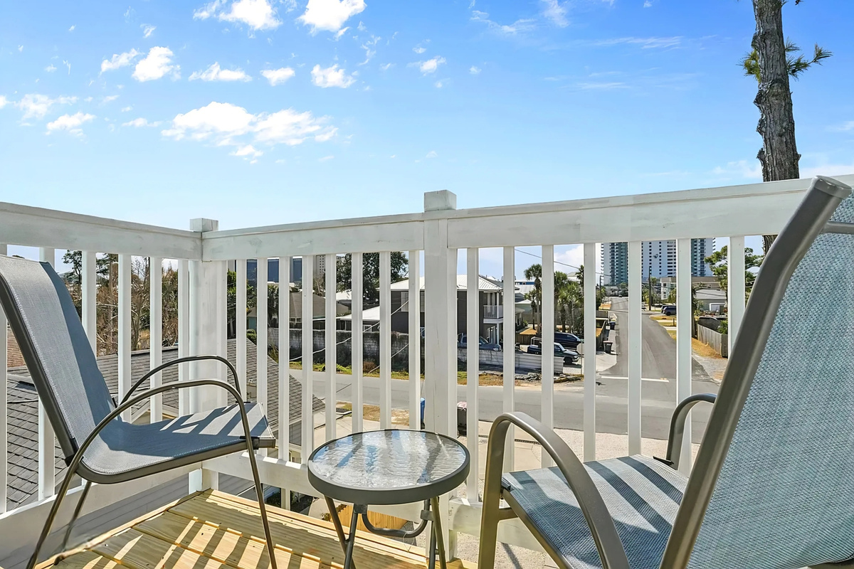Biltmore Beach Aloft (3rd floor) balcony