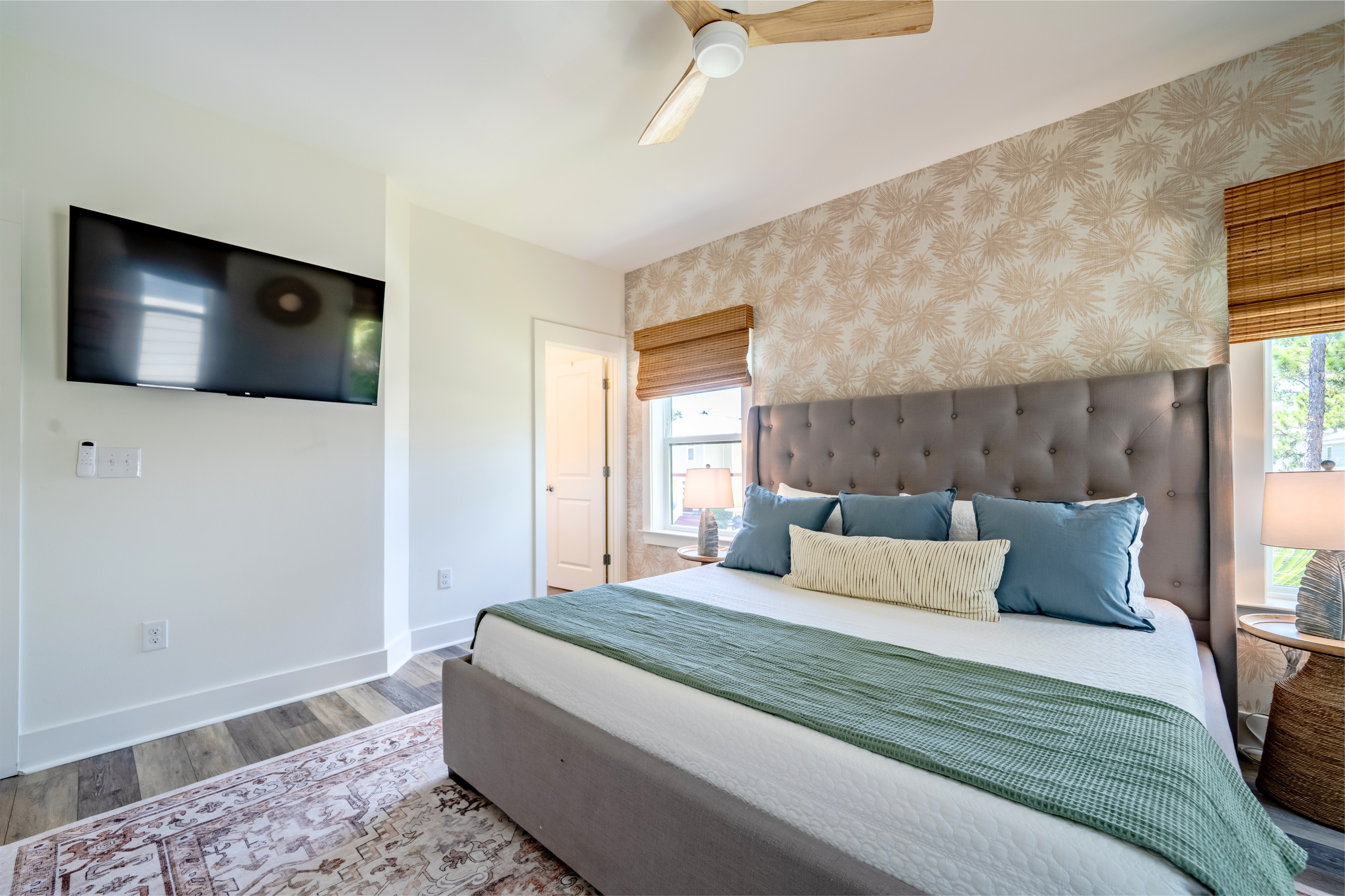 Primary bedroom with en-suite bathroom