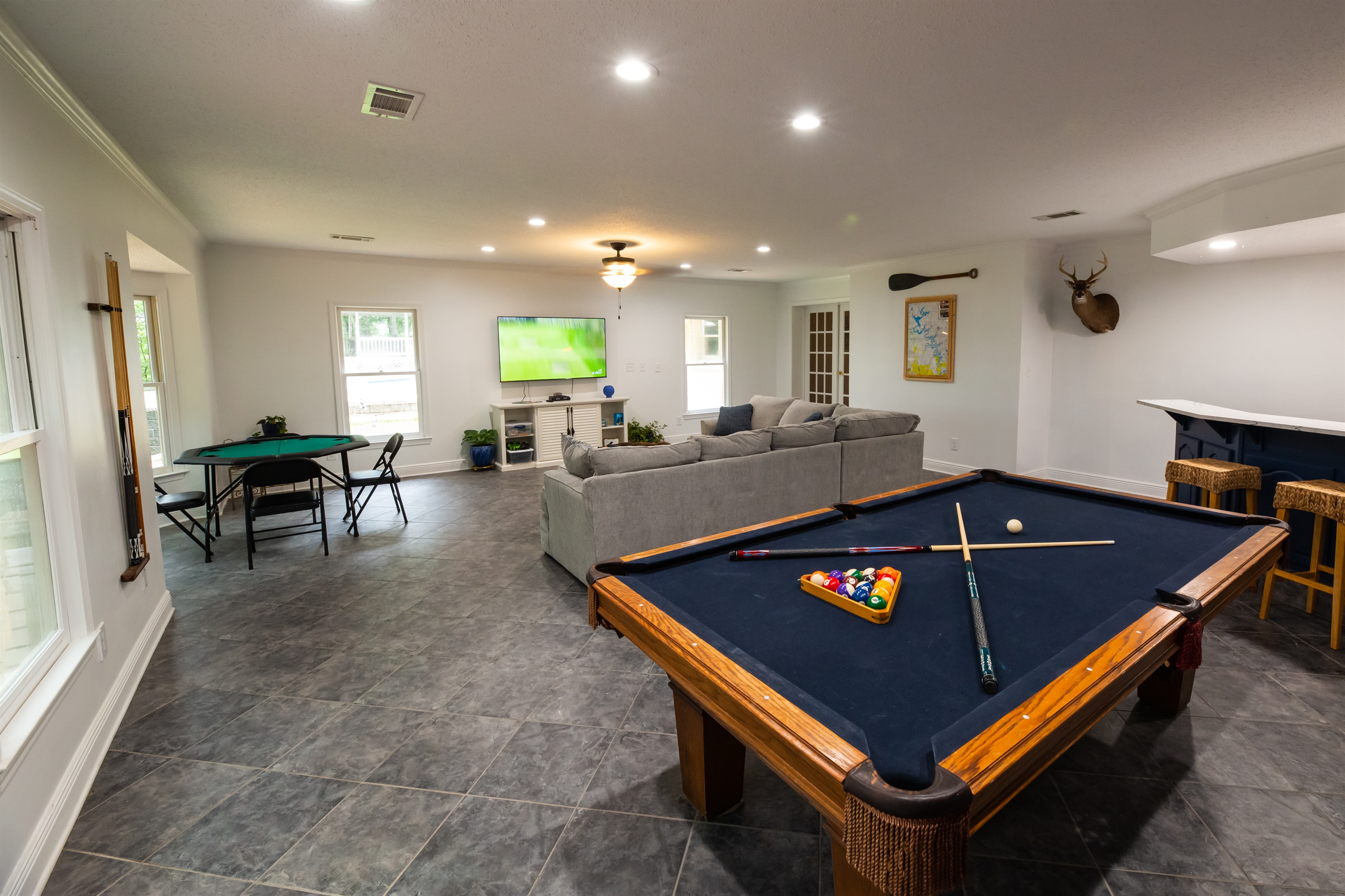 Family Funroom | Pool Table